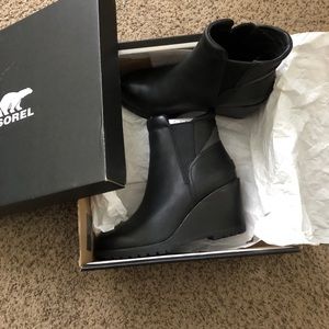 Sorel Chelsea Boot never worn
